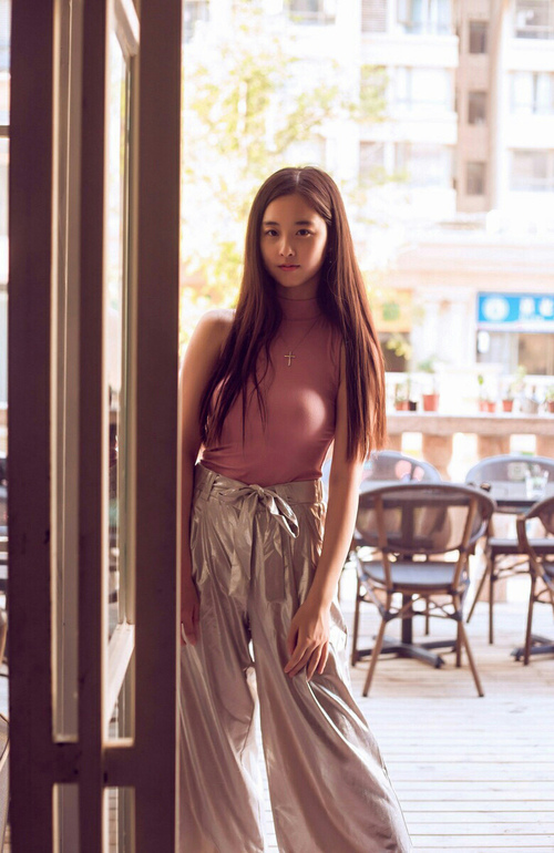 乐鱼体育-勇士训练捕捉汤普森关键三分瞬间，勇士汤普森全名